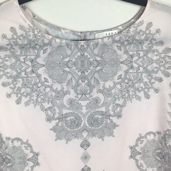 Kenar Pink and Gray geometric print top Large - Picture 2 of 7
